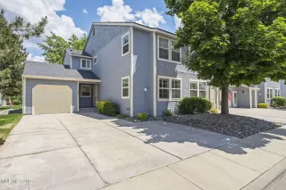 Photo #2: 250051124 Listing 