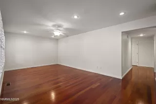 Photo #6: 250051124 Listing 