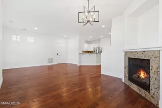 Photo #1: 250051185 Listing