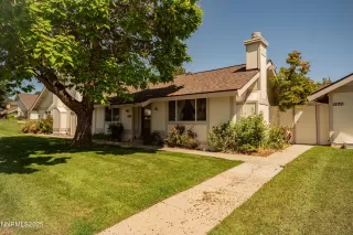 Photo #1: 250051196 Listing