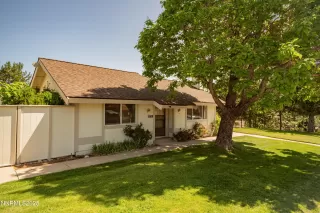 Photo #2: 250051196 Listing