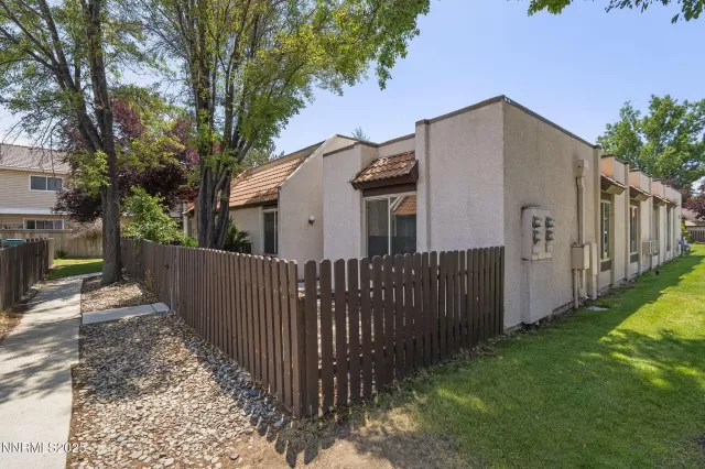 MLS: 250051280 Condo For Sale