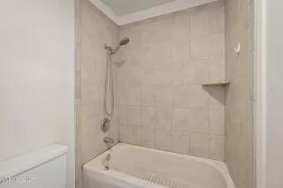 Photo #5: 250051280 Listing