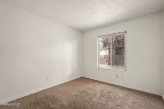 Photo #6: 250051280 Listing