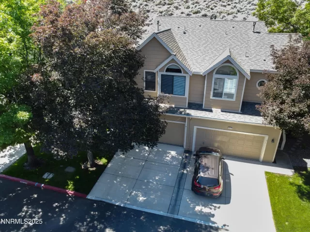 MLS: 250051321 Condo For Sale