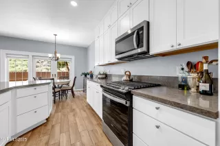 Photo #6: 250051321 Listing 