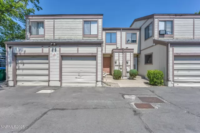 MLS: 250051372 Condo For Sale