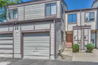 Photo #2: 250051372 Listing