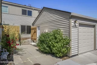 Photo #2: 250051374 Listing