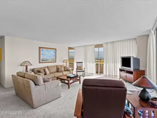 Photo #6: 250051385 Listing