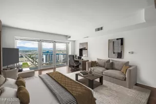 Photo #1: 250051460 Listing