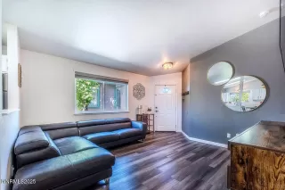 Photo #3: 250051512 Listing