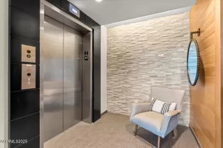 Photo #2: 250051544 Listing