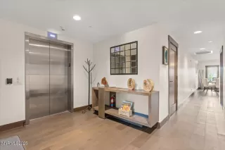 Photo #4: 250051544 Listing