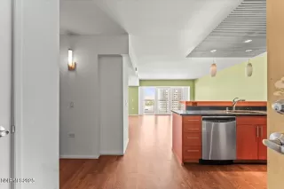 Photo #1: 250051640 Listing