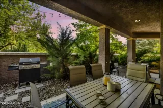 Photo #1: 250051643 Listing 