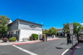 Photo #1: 250051698 Listing 