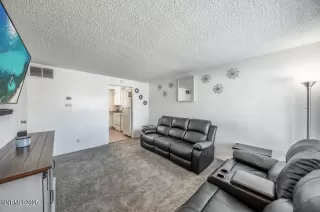 Photo #3: 250051698 Listing 