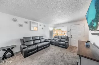 Photo #5: 250051698 Listing 