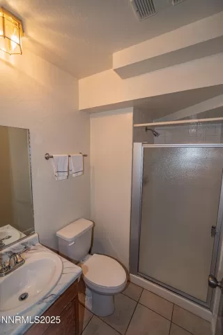 Photo #4: 250051703 Listing 