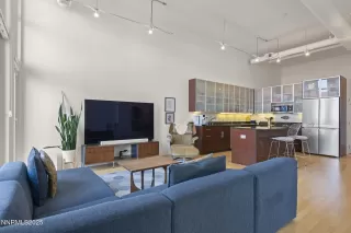 Photo #3: 250051704 Listing 