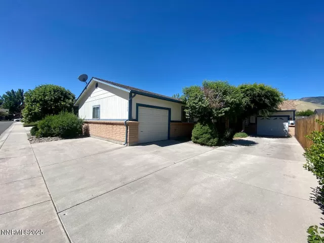 MLS: 250051708 Condo For Sale