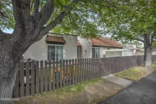 Photo #2: 250051743 Listing 