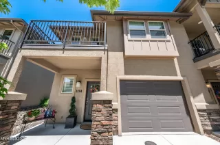 Photo #1: 250051778 Listing