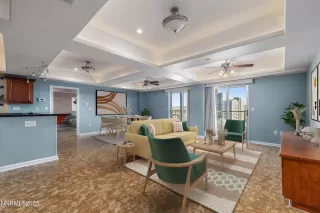 Photo #2: 250051796 Listing