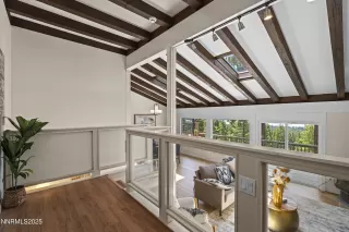 Photo #4: 250051878 Listing