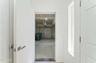 Photo #4: 250051880 Listing