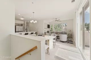 Photo #5: 250051880 Listing