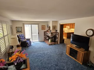 Photo #5: 250051919 Listing