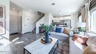 Photo #4: 250051974 Listing 