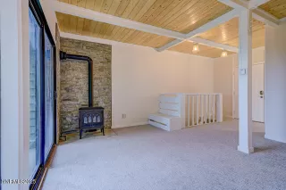 Photo #5: 250052014 Listing