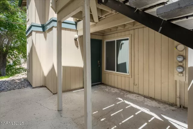 MLS: 250052112 Condo For Sale