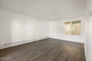 Photo #5: 250052112 Listing 