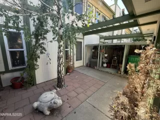 Photo #2: 250052116 Listing 