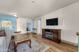 Photo #2: 250052128 Listing