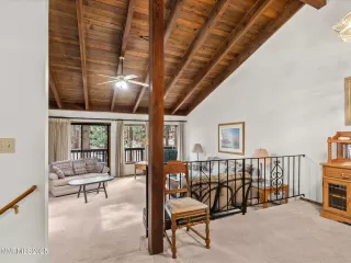 Photo #4: 250052137 Listing