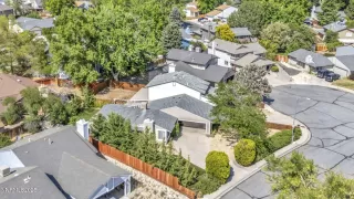 Photo #1: 250052194 Listing 