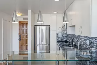 Photo #1: 250052234 Listing 