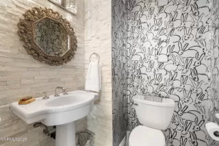 Photo #3: 250052234 Listing 