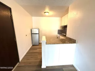 Photo #2: 250052244 Listing 