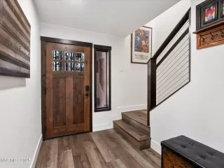 Photo #1: 250052268 Listing