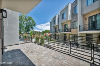 Photo #2: 250052283 Listing 