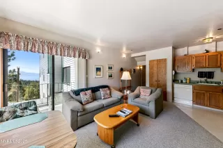 Photo #4: 250052301 Listing