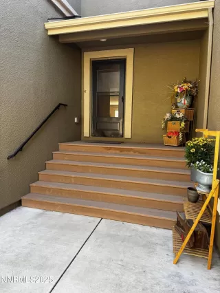 Photo #1: 250052306 Listing 