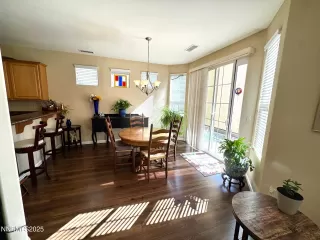 Photo #3: 250052306 Listing 