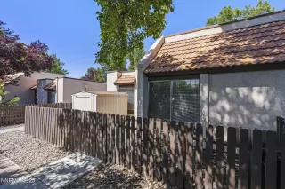 Photo #2: 250052397 Listing 